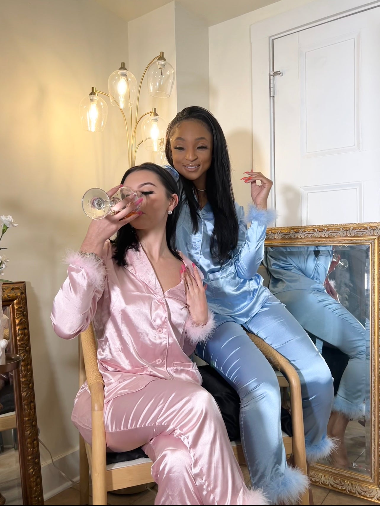 Petite & Chic Lounge Set Collection