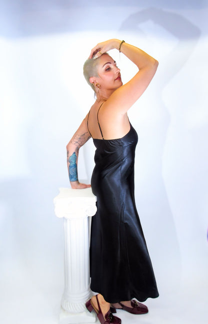 Noir Maxi